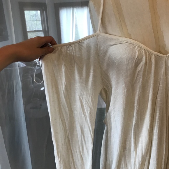 Free People Adelia Cold Shoulder Long Sleeve Top! - Picture 3 of 8